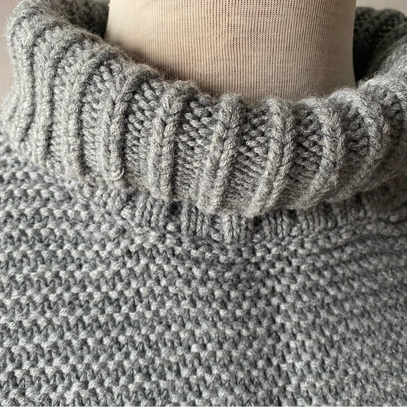 Lululemon Karma Kurmasana Sweater - Picture 9 of 10